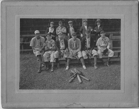 Photo_Baseball Team 19120001