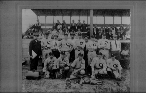 Photo_Medford Baseball Team_on S. Medford Grounds_1915 or1923